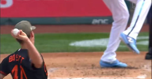 LOOK AWAY JAMES WOOD HOME RUN (+325) BETTORS 😱

Wood hits one off the top of the wall and misses a HR by an inch...
