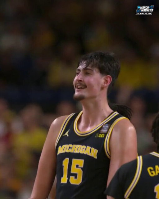 🚨There's a case to be made for the Bulls taking Aday Mara at 4. 

🚨If Darryn Peterson is there it might seem like it makes sense. But his health should give pause.

🎯In 2015 Kat was taken 1st overall despite modest numbers because of projected impact. 