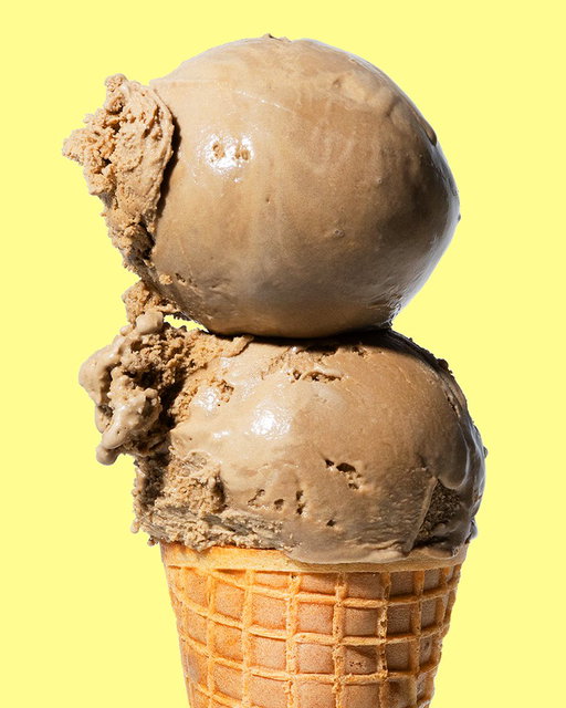 HOJICHA 🍵
Sweet cream blended with Japanese roasted green tea, which came straight from Japan.
It’s a little toasty, it’s a little nutty, it’s a little caramel-y.
Spring Specials are now available across all shops and this is one of them. 