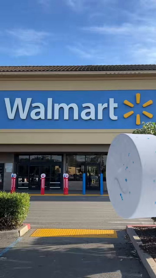 Guess who is nationwide at Walmart  👀 Smart gum is now available in 3,000+ Walmart stores nationwide 🎉  Head to the supplement aisle and look for the blue pack! You can grab Energy &amp; Focus in peppermint or spearmint 3 pks. Click the link in our bio to find a Walmart near you📍 