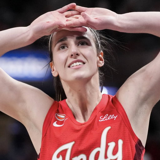 The Fever could be driving Caitlin Clark out of Indiana:

Last night, she was expected to suit up, and 1.5 hours before the game, she was announced out, which is a direct violation of injury reports.

They also reportedly plan to load manage her all season despite her suggesting that she’s healthy and only 24.

Tension in the locker room over Caitlin’s popularity.

😬😬😬