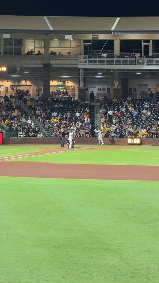 There’s a new home run king in Tempe 😈

#ForksUp /// @hairston_landon 