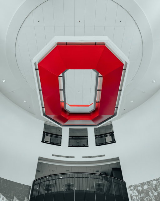 Pop quiz: Where on campus is this massive Block O located, Buckeyes? ⭕️🙌

📸: normanscale on IG 