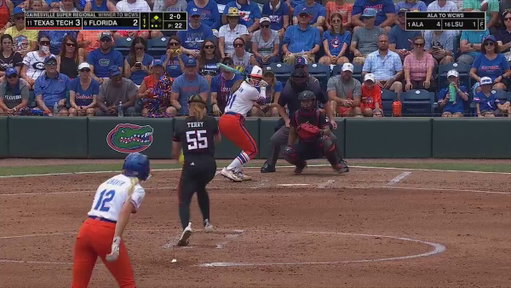 A MONSTER SHOT 😤 Gators take the lead!

📽️ ESPNU 