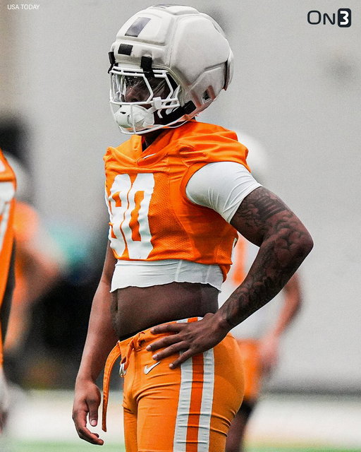 Tennessee EDGE Chaz Coleman has yet to report to Knoxville for summer workouts, sources tell @Clowfb and me for @On3. Voluntary workouts began earlier this week.

Josh Heupel: “Chaz has been dealing with some things, and we’re here to support him. We’ll continue to go through that process.”

https://t.co/Sy2ToMlazM