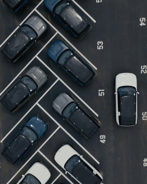 June 9 is the big day. 🙌 R2 officially launches! 

✉️ Order invitations begin 
⚡️ Customer deliveries start 
🚘 Demo drives open at all Rivian Spaces

Don’t miss out—learn more at https://t.co/1yGqkAvuqg. 🔗 