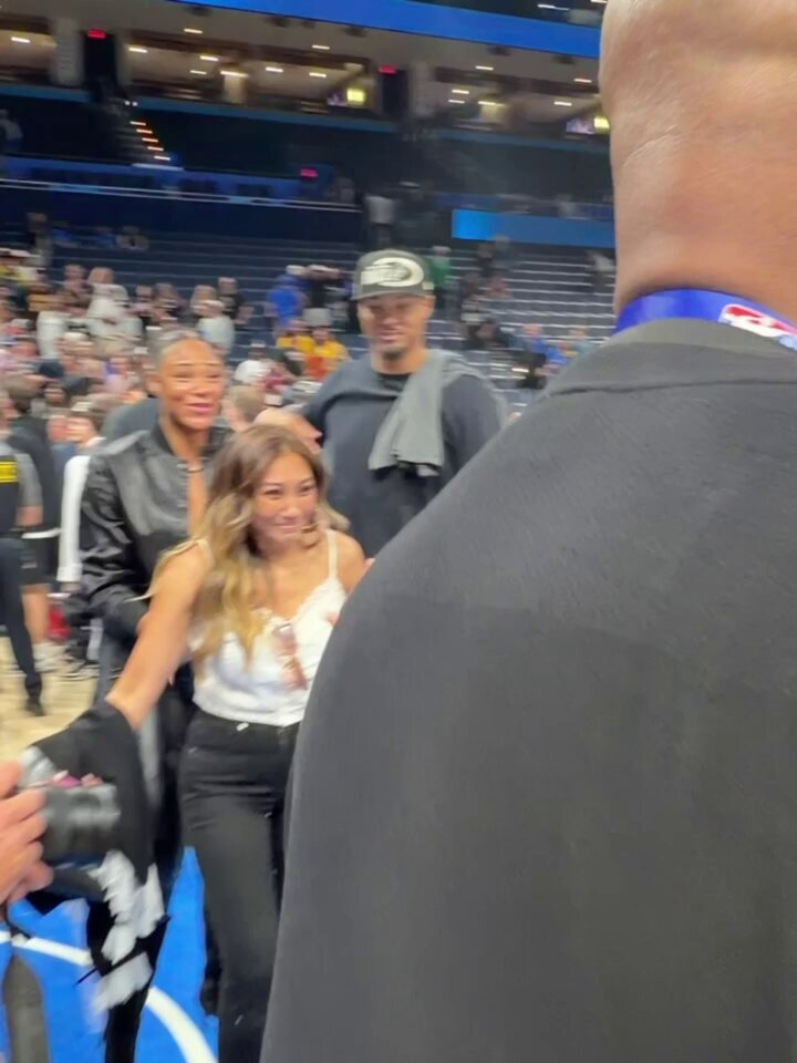 Dylan Harper’s mom, Maria, breaks down her message to him during their postgame embrace 🫶

@dy1anharper will make his first NBA Finals appearance in his rookie season! 