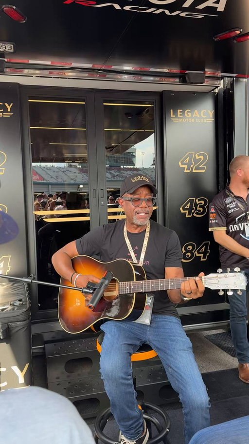You never know who might come by the hauler 😅 