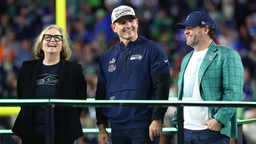Who won a Super Bowl without mortgaging our future on individual players 🤔 