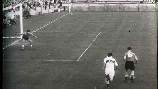 🇹🇷 Bir forma, bir tutku, bir aidiyet... Nesilden nesile aktarılan en değerli miras.

🌍🏆 İşte 24 yıl sonra bayrağımızı ve ay yıldızlı formamızı Dünya Kupası'nda temsil edecek A Millî Takım aday kadromuz:

#BizimÇocuklar🇹🇷 | #FIFAWorldCup | #TürkÖndeTürkİleri 