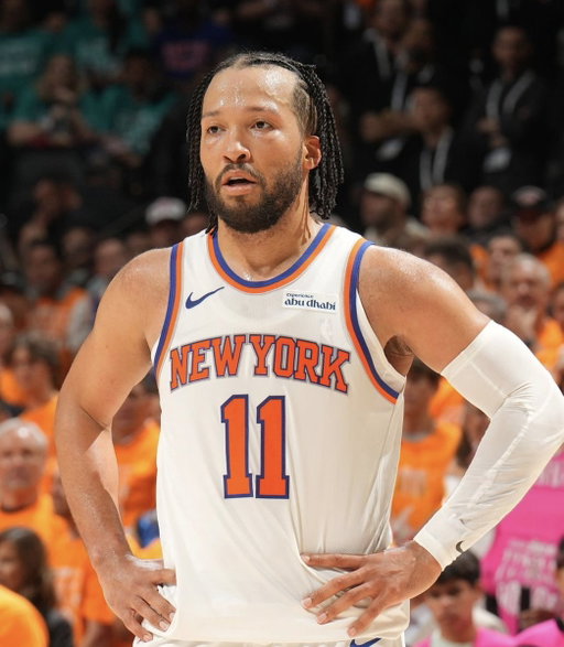🚨BREAKING: Somebody put $10k on the Knicks to win game 1 when they were up 10 in the final seconds with a 98% chance to win...

They cashed out $10,204.00 on Polymarket.