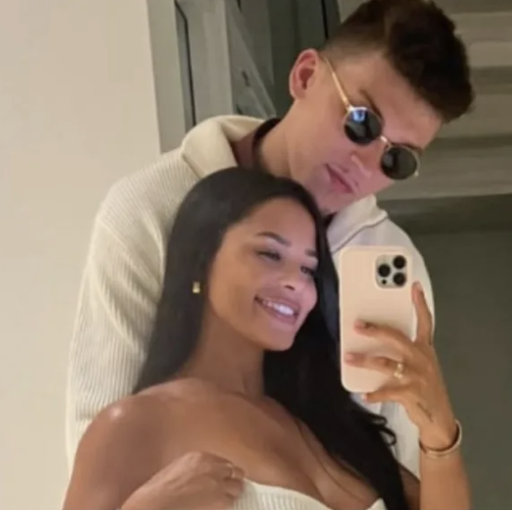 Tyler Herro's girlfriend replied to a comment that said he will be traded to Milwaukee... This was her response

“Fun! We love Milwaukee, that’s the hometown. Whatever God has planned.”

Is 14's time in Miami up ? 👀 