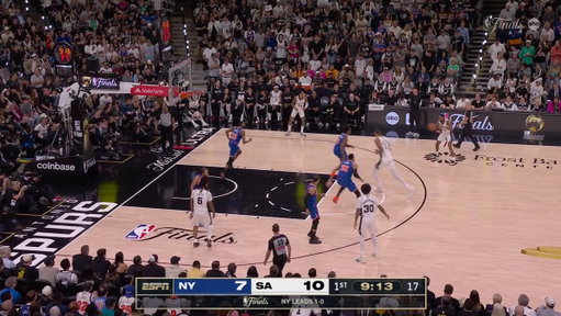 Julian Champagnie banks-in the corner 3 🎯

He's got 8 PTS in Q1 of Game 2! 