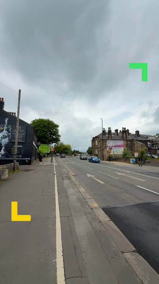 Leeds officially has its first mural celebrating manager Daniel Farke! 🤩

The striking street art on the side of Yorkshire Dental Suite has been revamped and the current Whites manager has been added on!

#leeds #mot #leedsunited #lufc #guiseley 