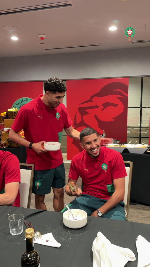 Marwane Saâdane 🎙️ 𝑱𝒖𝒔𝒕𝒆 𝒑𝒐𝒖𝒓 𝒍𝒆 𝒑𝒍𝒂𝒊𝒔𝒊𝒓 😅🎶

#DimaMaghrib 🇲🇦 #FIFAWorldCup 