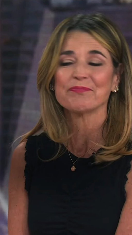 "Today" co-host Savannah Guthrie got emotional while talking about her mother Nancy 💔 