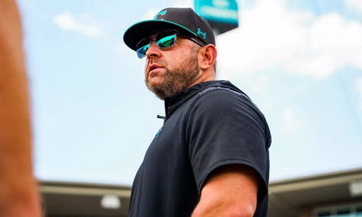 COACHING NEWS: @GamecockBSB, as expected since day one, will name Coastal Carolina's Kevin Schnall as its head coach. Schnall, despite flirtations with Scott Forbes (that wasn't happening), has been the frontrunner for the #Gamecocks job all along. Good job by SC not to overthink this.
