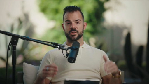 My buddy Nick Fisher ( @fishniw ) and I have spent well over $5,000,000 on business gurus...

We broke down each of our top 5 on my podcast 👇

00:00 $5M Spent on Courses
00:19 Honorable Mentions & Early Lessons
02:33 Copywriting Masters That Built Empires
09:46 Alex Hormozi’s Free Marketing Course
10:31 The Course That Changed Cole’s Life
18:19 Consulting Accelerator 2.0 Breakdown
22:43 Alex Becker’s Mastermind & The $100M Funnel 26:06 Why STA Made the Top 5
28:02 Traffic & Funnels & Sales Mastery
35:45 Sonora Guitar Accelerator & The Future of Learning
40:33 Alex Hormozi Mentorship & Scaling Lessons 49:29 The Agora Black Book Secrets
56:30 The #1 Most Impactful Investment