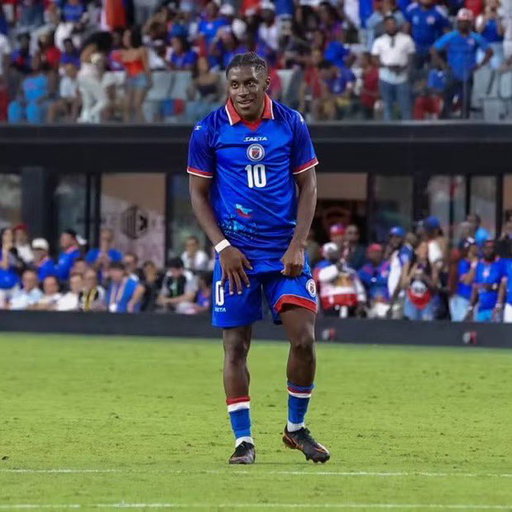 🚨 BREAKING! 🤯

The Haiti National Team will have to change its uniform for the World Cup. 🇭🇹

FIFA has asked Saeta, the company responsible for the uniform's design, to alter it due to potential political messages. 👕

Haiti's jersey features a design of the Battle of Vertières from 1803. This battle was considered decisive for the country's independence following the conflict with France. ⚔️

ℹ️ @geglobo
