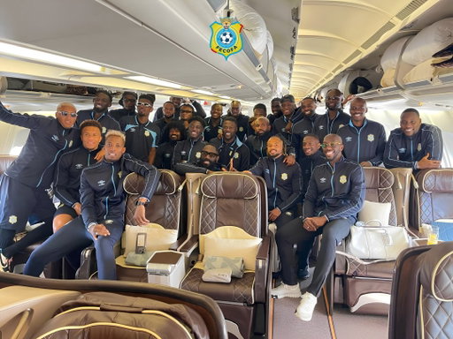 ✈️ Nos Léopards 🐆 s'envolent pour les États-Unis !

Avec eux, les rêves de tout un peuple, la fierté d'une nation et la détermination de porter haut les couleurs de la RD Congo sur la scène mondiale.

#FecofaRdc #AllezLesLéopards #BendeleEkweyaTe #RoadToWorldCup 