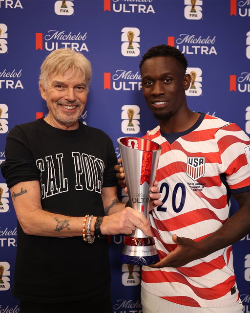 Cheers to @Balogun for winning the Superior Player of the Match trophy. And cheers to Billy Bob Thornton for the assist. #SuperiorPOTM 
