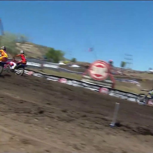 DEEGAN PASSES HUNTER AND LOOKS TO ATTACK JETT 😳 

@MonsterEnergy 450 moto 1 LIVE 🎥 

#ProMotocross #SMX #Yamaha 