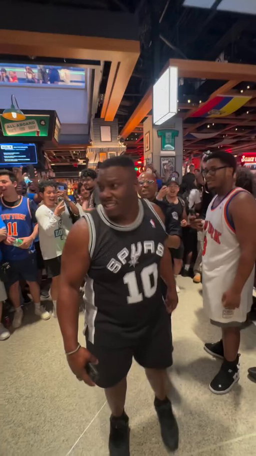 This one Spurs fan is ready to take on all of New York City tonight 