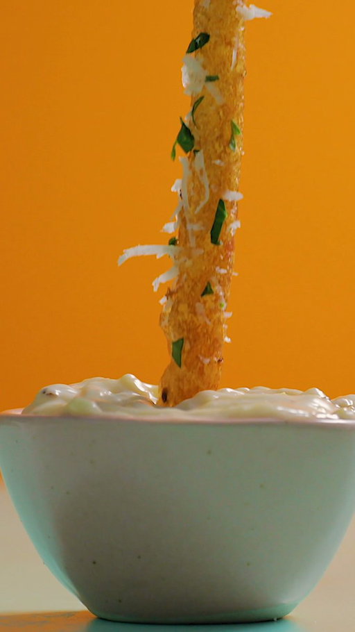 Have you ever had fries made out of mashed potato before? No? Well, here is your sign. Our easy Mashed Potato Fries recipe is ready and waiting for you. Pair them with your favourite burger and let the flavours do the talking. 