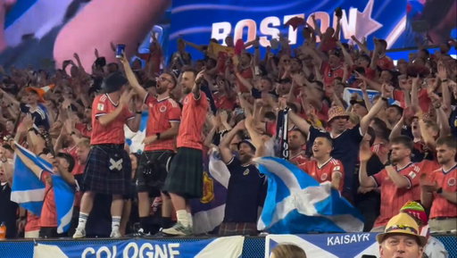 Been a fan song in Europe for ages, but would be great if “Freed From Desire” caught on in the USA, especially for colleges. Could add schools/players name, etc. to it. Great vibes.

(wish USA soccer fans would use it too for the #FIFAWorldCup) 