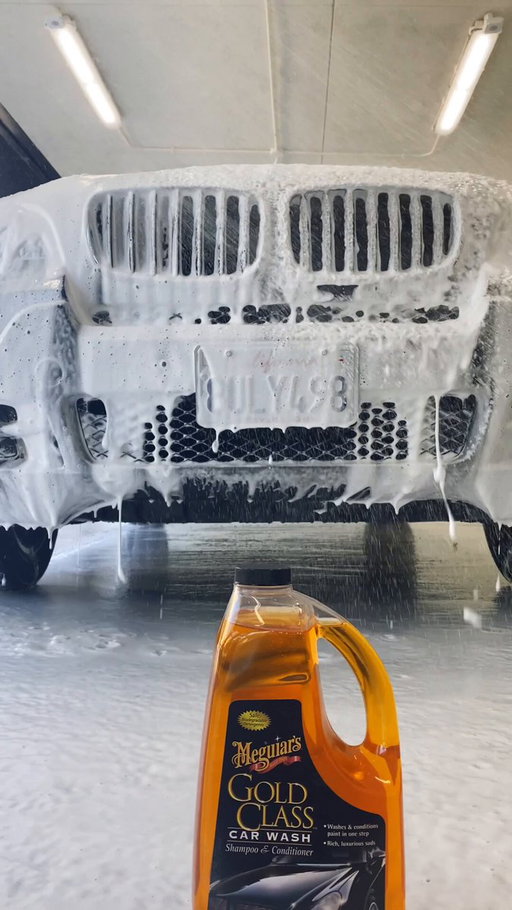 Have you used Gold Class Car Wash in a foam cannon?
It gently cleans, boosts gloss, and can be used as a bucket wash or in a foam cannon!

Who needs to restock on Gold Class Car Wash?
https://t.co/t2EubicUC4

#meguiars #carwash #foamingwash #foamcannon 