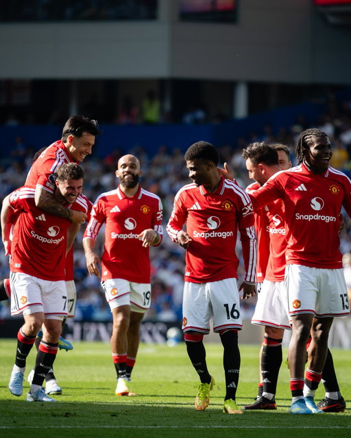 🚨 #mufc first 10 Premier League fixtures for 26/27 👀

Hull City vs Man United
Man United vs Ipswich Town
Everton vs Man United
Man United vs Man City
Fulham vs Man United
Man United vs Tottenham
Leeds vs Man United
Man United vs Bournemouth
Chelsea vs Man United
Man United vs Villa

Big season incoming. 💥🔴