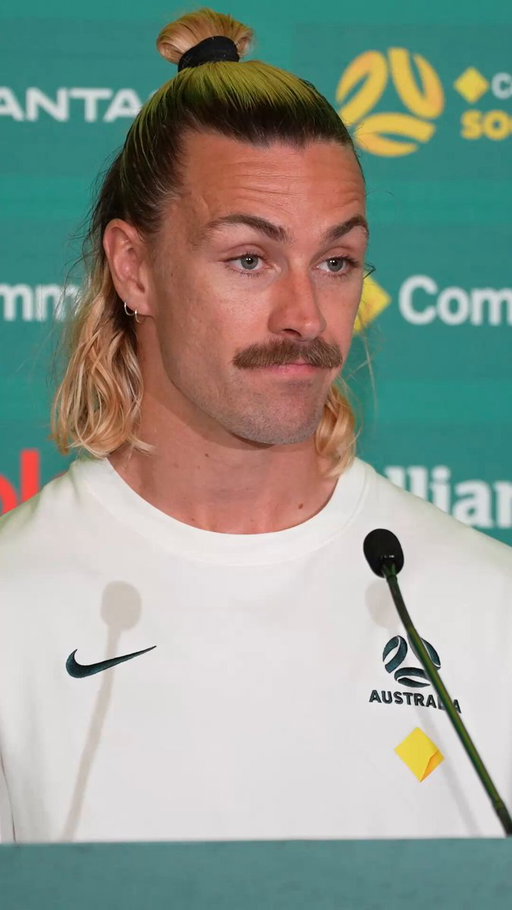 “I’m not a doctor, mate.” 🤣

For the second consecutive #FIFAWorldCup, Jackson Irvine has the Aussie media in hysterics - with the same quote 🩺

Watch the full press conference on Football Australia’s YouTube 📺 