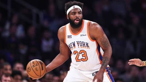 How much should the Knicks pay Mitchell Robinson?

Should they go into the second apron for Mitch? 