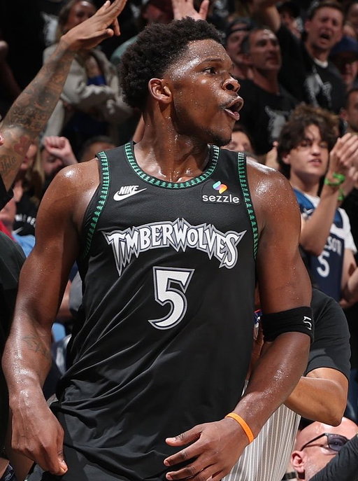 Anthony Edwards has been frustrated since Karl-Anthony Towns was traded, per @WindhorstESPN 

@BannedMacMahon: “The NBA vultures are swirling around Ant in anticipation of him potentially becoming the next superstar who's available in the trade market” 👀

(h/t @TheNBABase) 