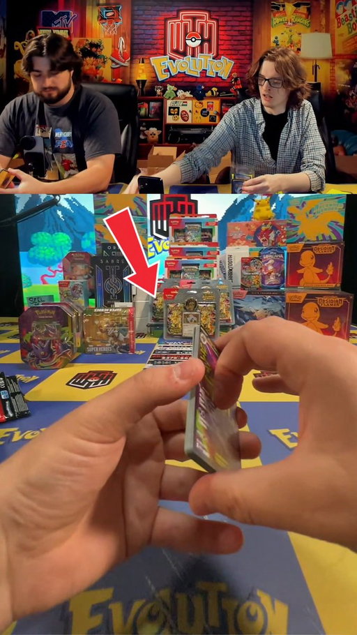 Ripping this god pack on stream felt so good 

#pokemon #pokemoncards #pokemontcg 