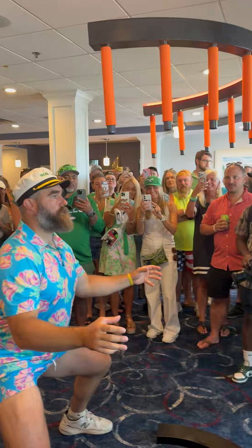 Not as easy as it looks, huh? @JasonKelce 