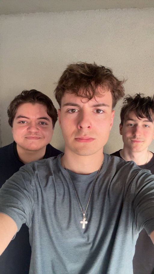 👀 