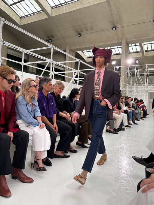 seems like Kim Taehyung was on shoe watch at the Celine show today 👞#ParisFashionWork #V 