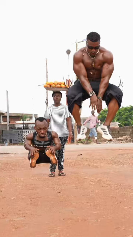 Ashton Small 🏆🇷🇼🇬🇭 

Disability is not inability is his push.. he’s grown a community of 200k people in 1 week. Road to 1 million, his story is deep and deserves to be shared with the world🌍 
