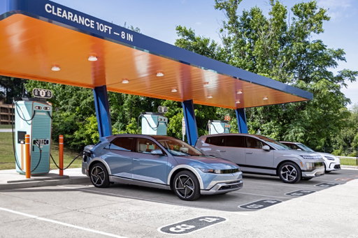Hey EV owners: Ride in style this 4th of July weekend with discounted EV charging thanks to @ionnaofficial! 🇺🇸

Across the entire IONNA charging network, you can get your EV going for just $0.20/kWh (plus tax).

Find your nearest IONNA Rechargery, charge at up to 400kW, and have an Independence Day adventure! 🙌

More details: https://www.ionna.com/partner/hyundai/