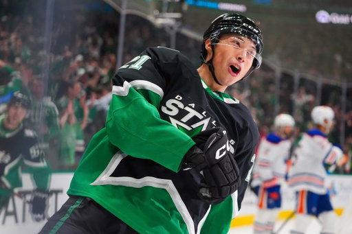 Which Team Will Jason Robertson Sign His Next Contract With? ✍🏻

Dallas Stars -222
Chicago Blackhawks +575
Pittsburgh Penguins +600
Any Other Team +800
Seattle Kraken +1200

@PuckPedia 