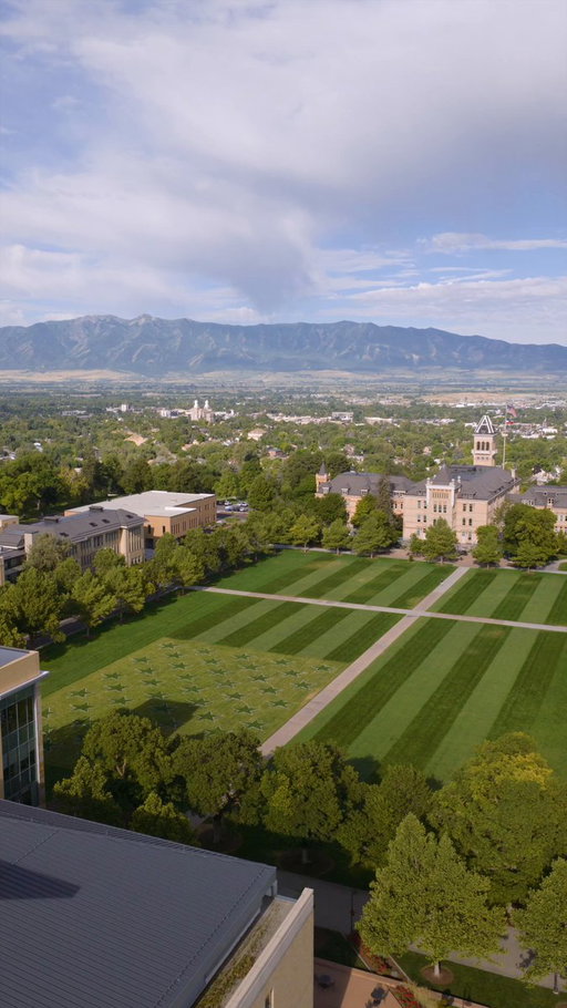 Happy 250 to the USA!🇺🇸Our amazing grounds crew has the quad ready to celebrate in style.

#usuaggielife #usa #loganutah 