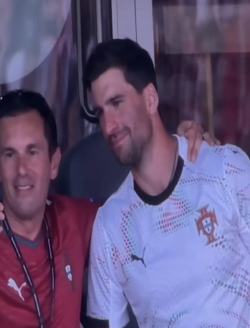 John Tavares is also in attendance for Portugal-Croatia

📸: TSN 