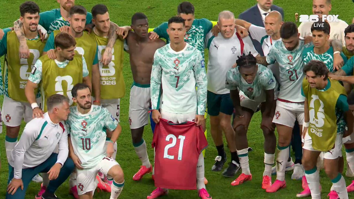 Cristiano Ronaldo and his teammates paid tribute to the late Diogo Jota after beating Croatia 2-1 in the World Cup, the day before the one-year anniversary of Jota’s tragic passing ❤️ 
