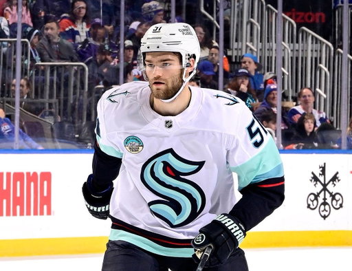 The Seattle Kraken have agreed to move on from Shane Wright and trade him this summer, per @FriedgeHNIC. 
