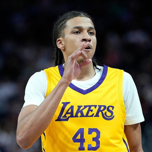 CAMERON CARR TONIGHT  
🚘 24 minutes 
🚘 19 points 
🚘 2 rebounds 
🚘 7/15 FG
🚘 5/11 3PT  

LAKERS GOT A STEAL AT 24 👀 