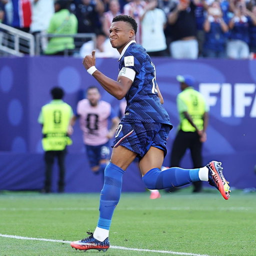 Une journée au boulot…🇫🇷💪🏽🙏🏽 @equipedefrance 