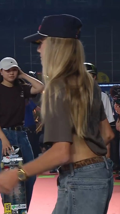 Chloe Covell earns BRONZE for XC New York w/ a kickflip crooked grind down the hubba in @monsterenergy Women’s Skateboard Street Best Trick 🥉

@moonpay X Games Chiba 2026 