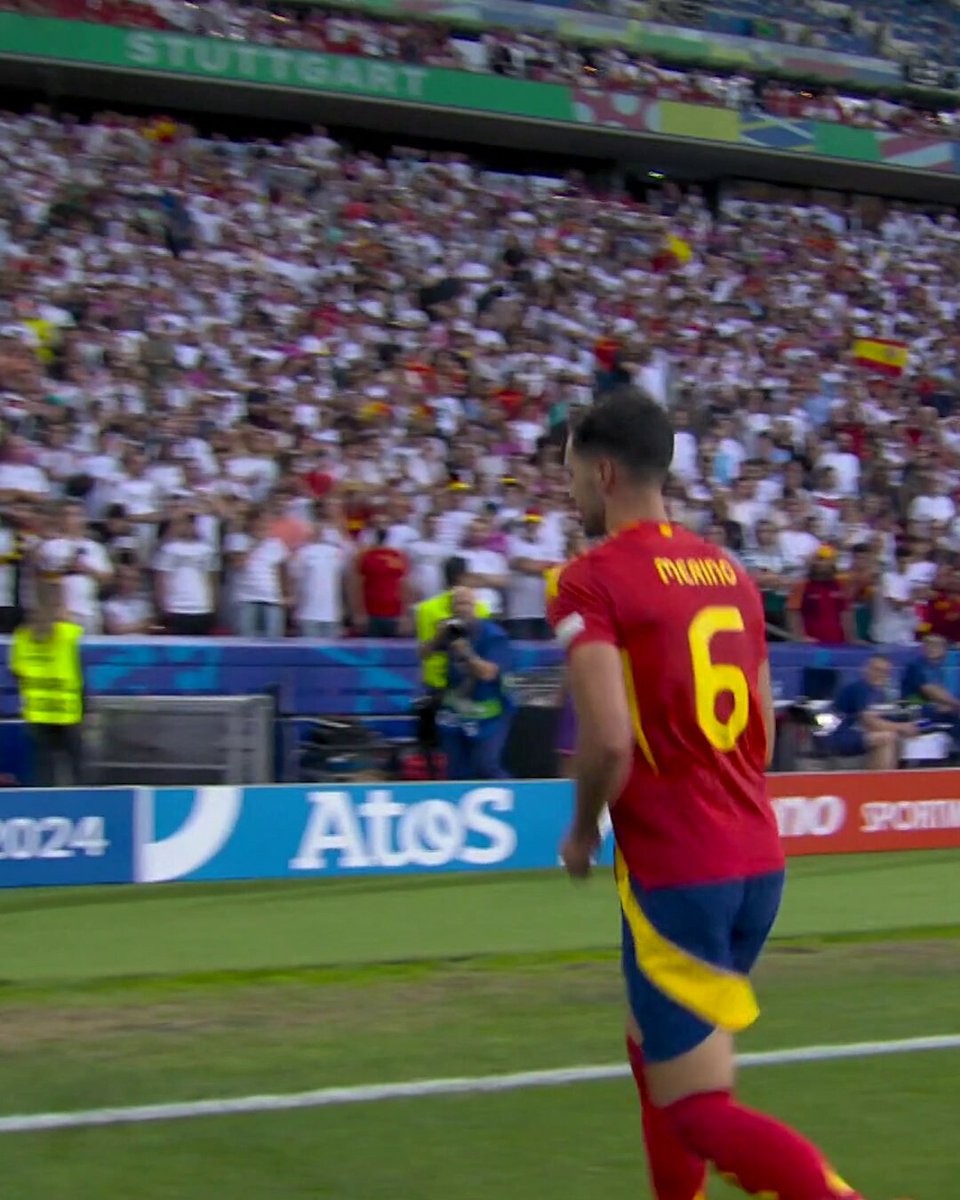 When Mikel Merino scored vs Germany in EURO 2024, he ran around the corner flag in celebration. 

He was paying homage to his father Ángel, who had done the same celebration when scoring at the same stadium in Stuttgart 33 years before. 

Amazing tribute ❤️🇪🇸 