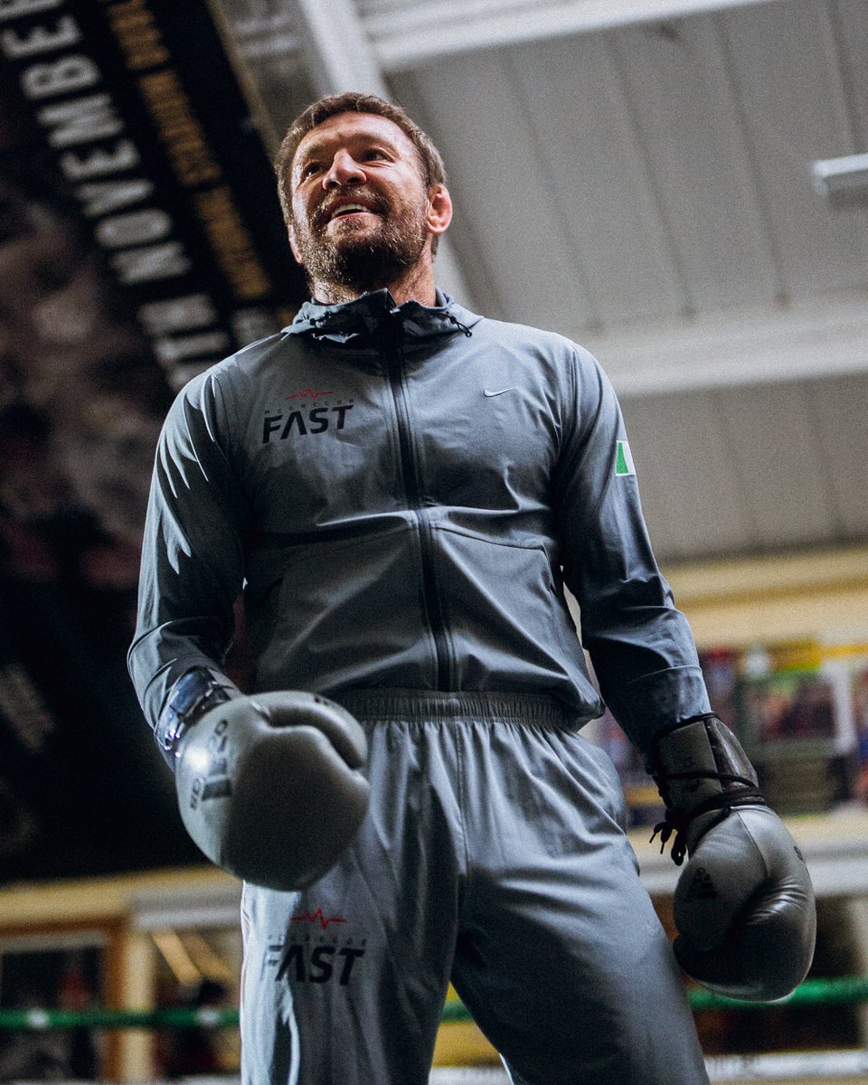 ☘️ En su mejor forma??? 

Conor McGregor ha hecho el trabajo, pocos días para saber cómo llega a #UFC329 
